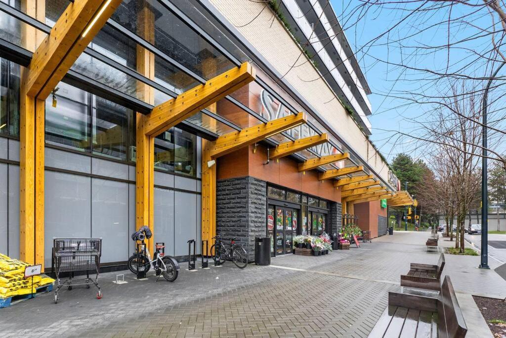 Brand New 2 Bedroom Point Grey Getaway Vancouver Exterior foto